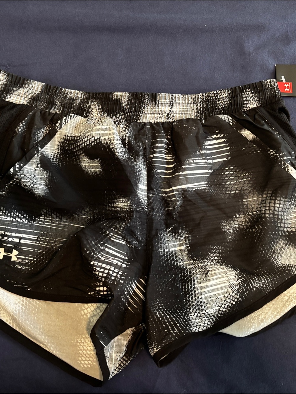 Under Armour Women’s Black & White Abstract Print Athletic Shorts